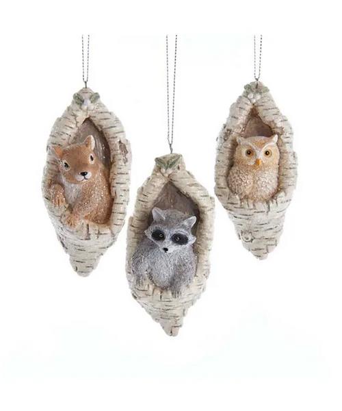 Set of 3 Animal Coming Out Of Birch Bark Tree Hole Ornaments E0581